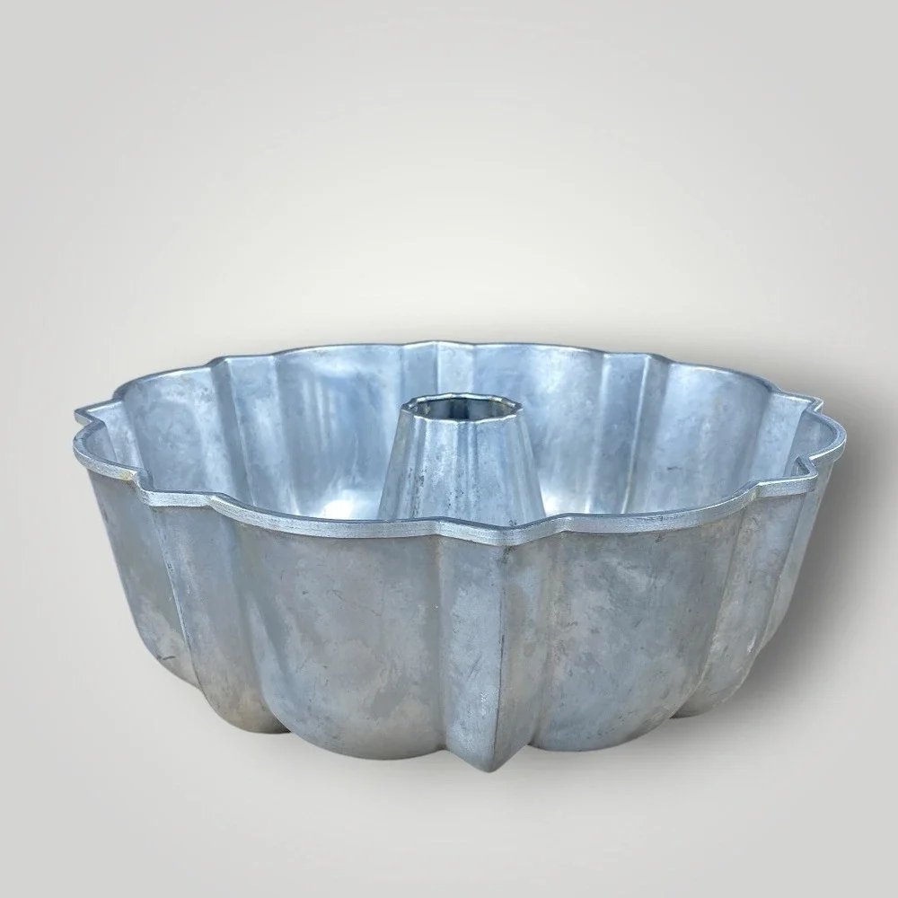 Bundt Cake Pan Northland Aluminum Original Bundt Trademark USA Vintage